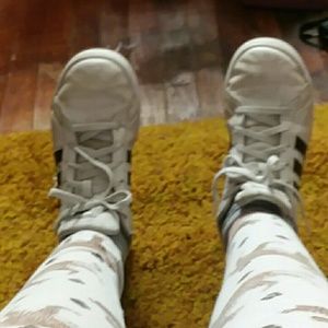 I AM selling my addidas